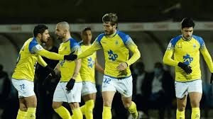 大谷翔平在 2024 年常规赛最后一周通过盗垒追平并超越了铃木一朗的日籍纪录